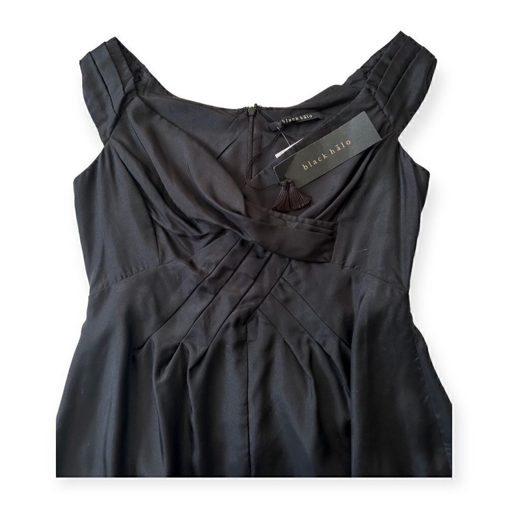 New with Tags,‎ Black Halo Silk Sleeveless Pleated Sheath Dress, Size 8, Black - Picture 11 of 15